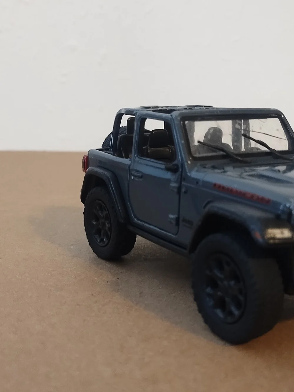 Kins mart toy Jeep 2018 wranglerb scale 1/34 Rubicon toy model missing parts